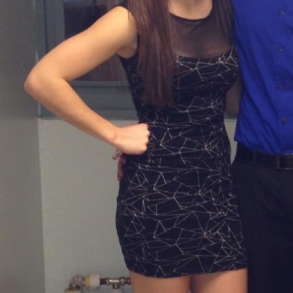 Forever 21 Dresses & Skirts - Forever 21 fitted dress